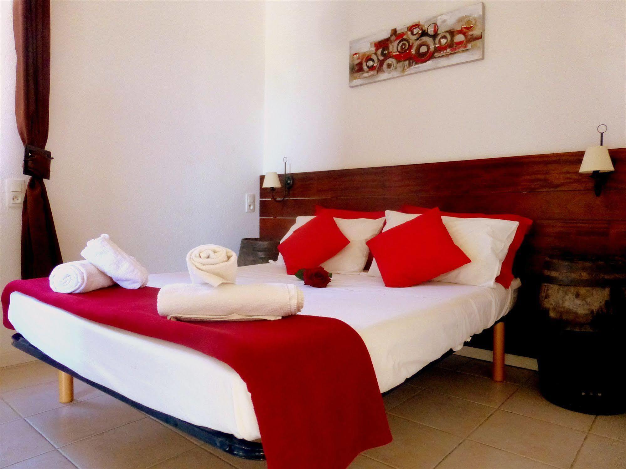 Mont Bouquet Lodge-Residence Hoteliere Brouzet-les-Ales Bagian luar foto